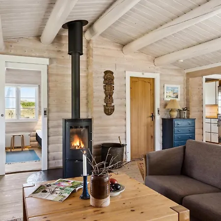 Feriehus Three-bedroom In *