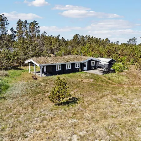 Holiday home Awesome In With Wifi Jerup