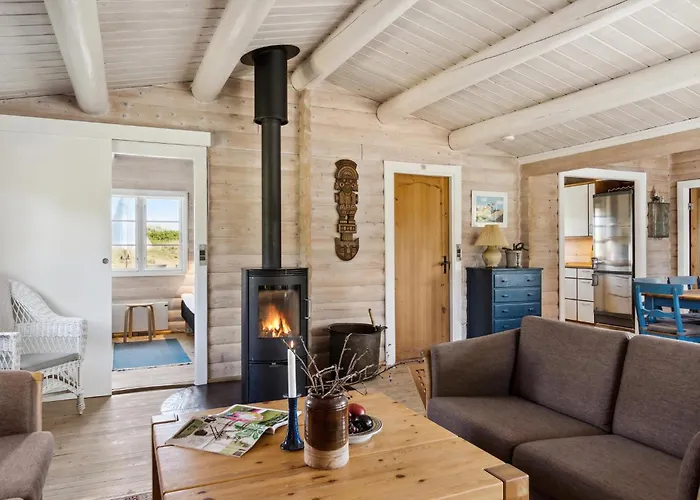 Semesterbostad Three-bedroom In *